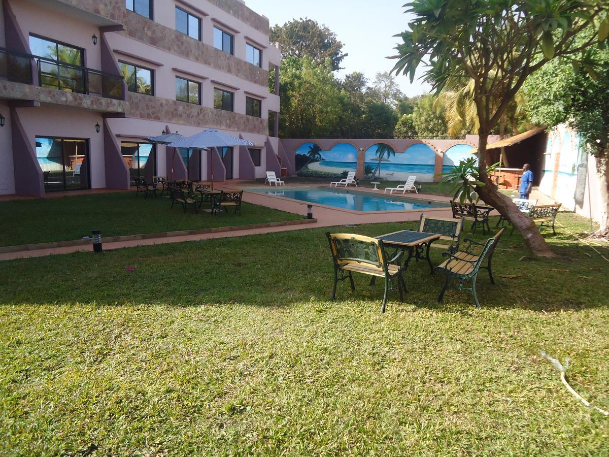 Le Relais De Bamako Hotell Exteriör bild